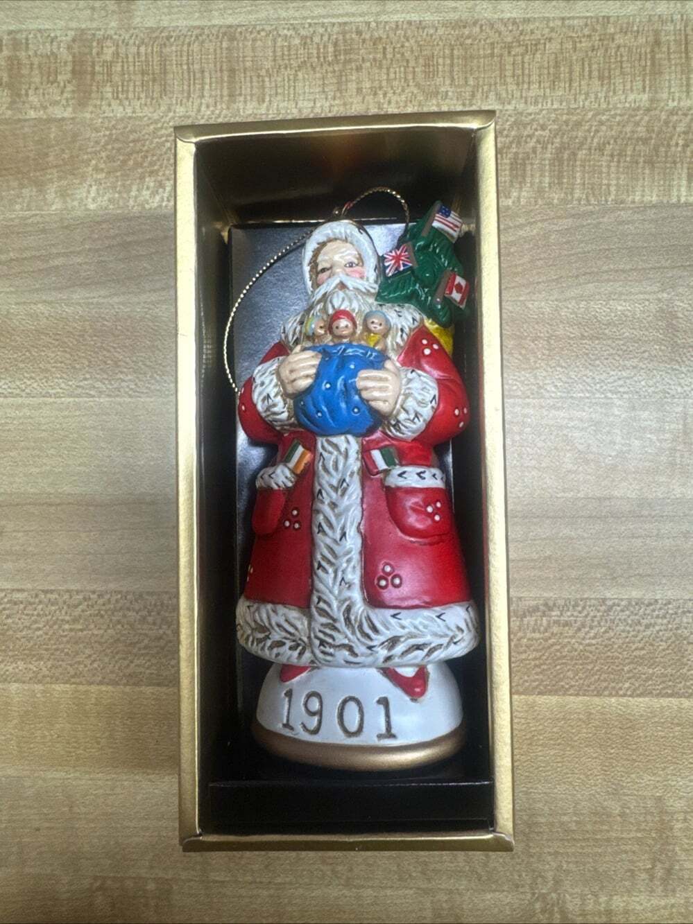 Memories of Santa 1901 Father Christmas UK Ornament w/Box Tag Vintage 2000